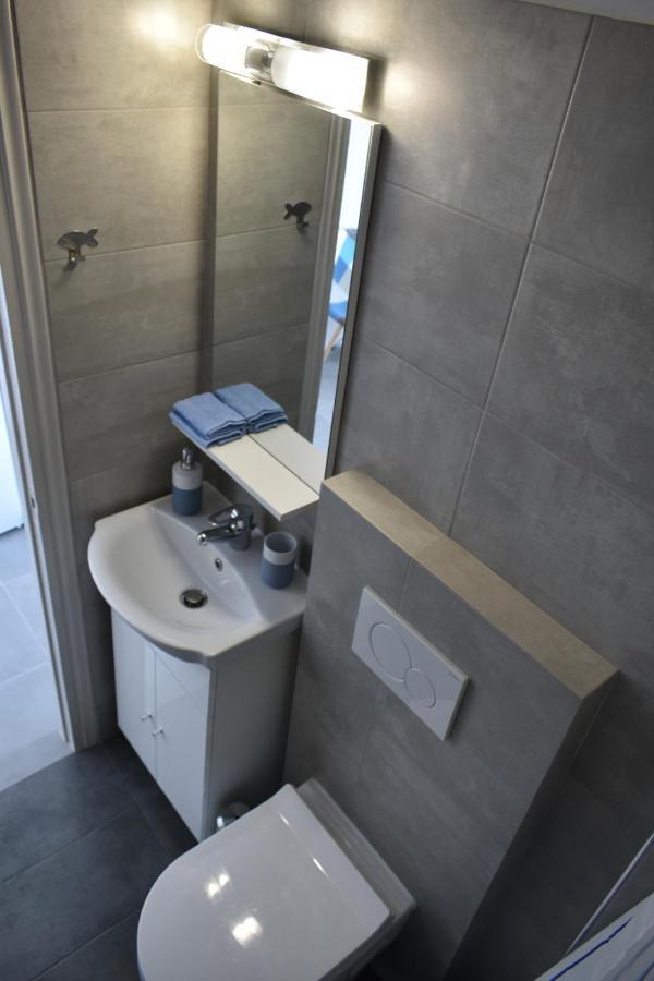 Flisvos Apartments Tinos Bagian luar foto