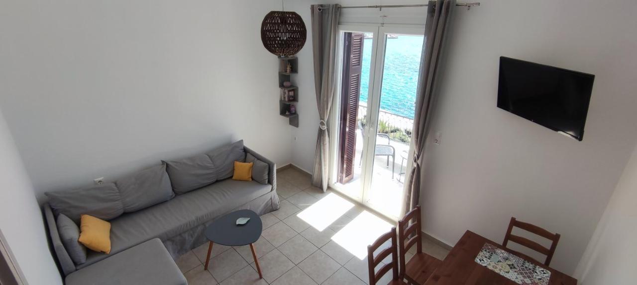 Flisvos Apartments Tinos Bagian luar foto