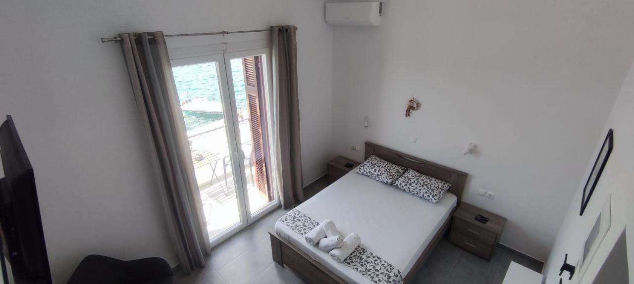 Flisvos Apartments Tinos Bagian luar foto